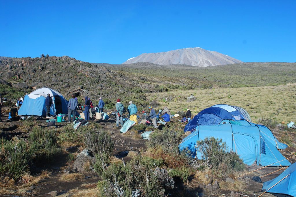 Second Cave to Kikelewa Camp