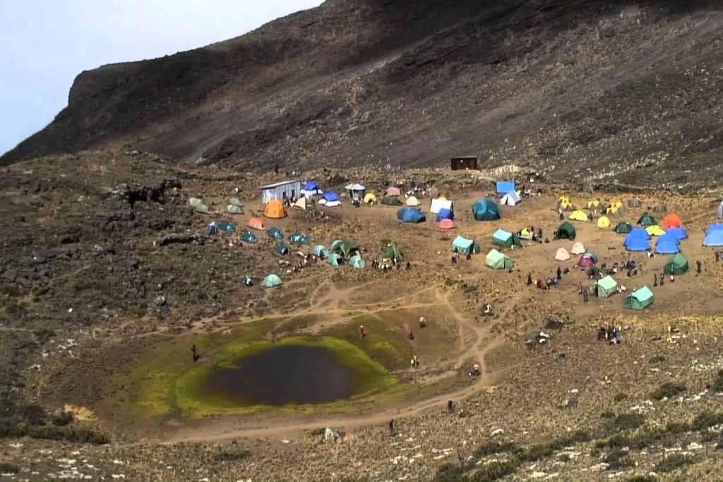 <strong><strong>Mawenzi Tarn Acclimatization and Exploration</strong></strong>
